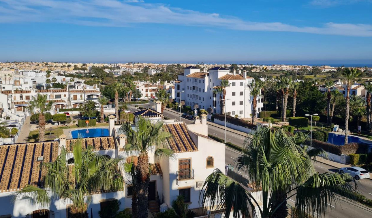 Resale - Apartment / Flat - Villamartín - PAU 8