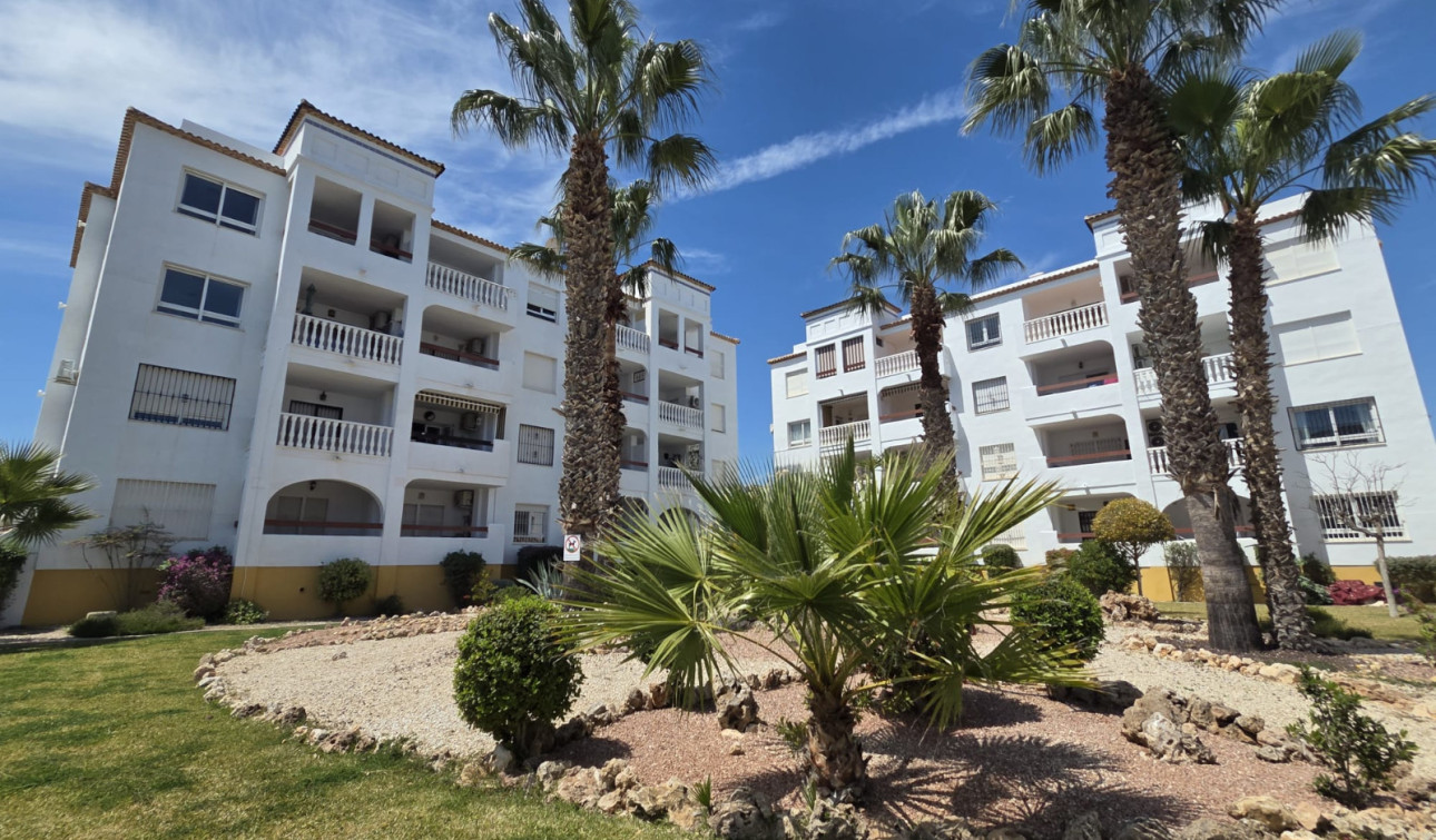 Resale - Apartment / Flat - Villamartín - PAU 8