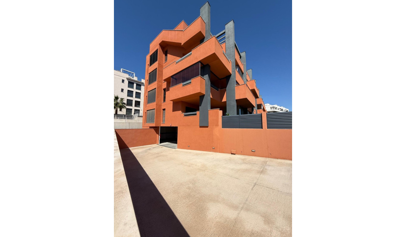 Resale - Apartment / Flat - Villamartín