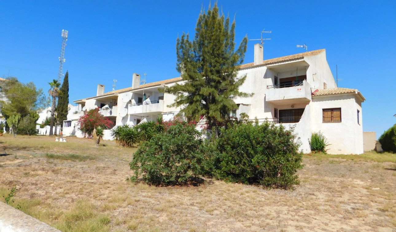Resale - Apartment / Flat - Villamartín