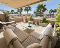 Resale - Apartment / Flat - Villamartín