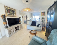 Resale - Apartment / Flat - Villamartín