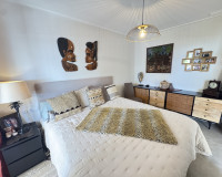 Resale - Apartment / Flat - Villamartín