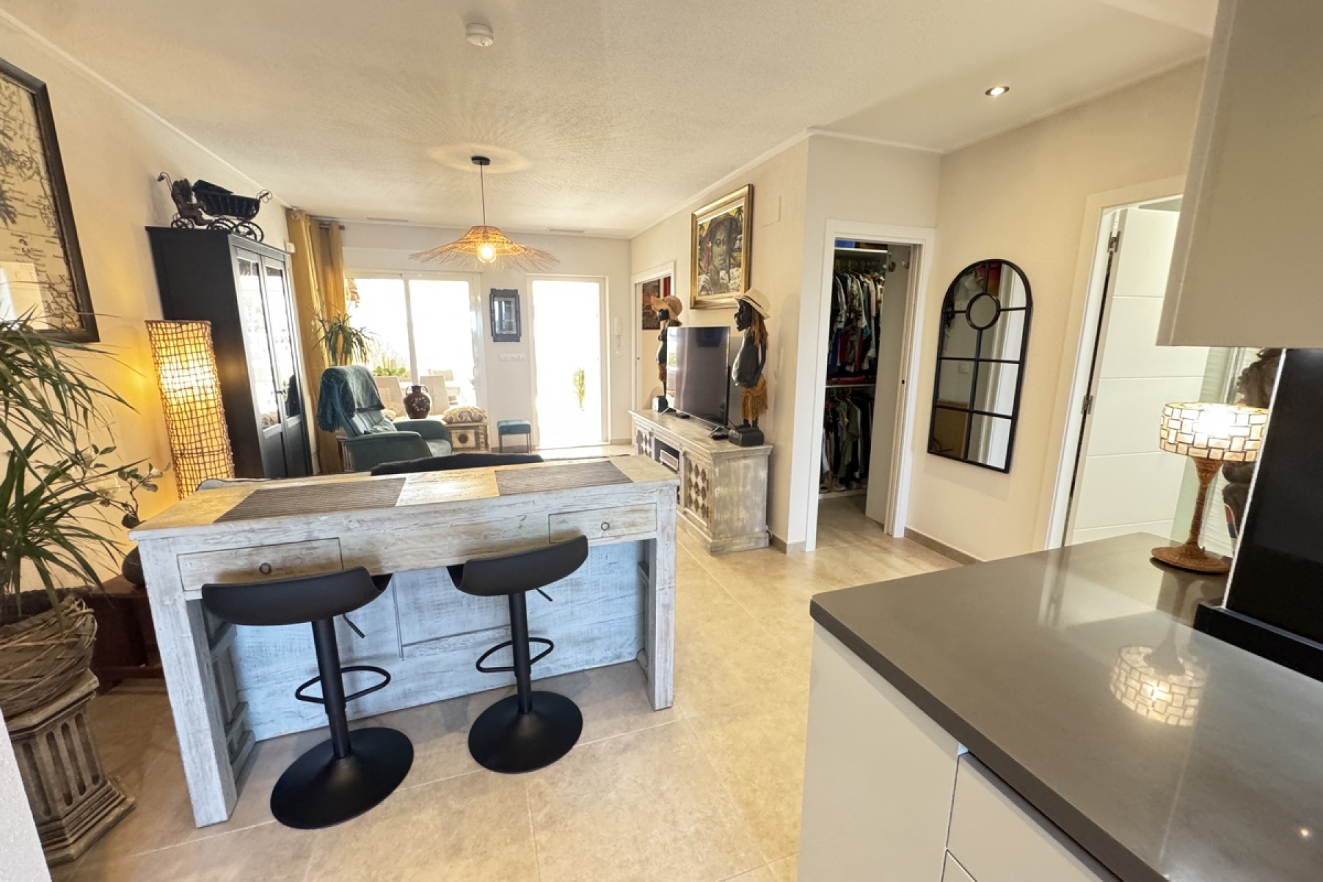 Resale - Apartment / Flat - Villamartín