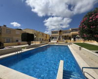 Resale - Apartment / Flat - Villamartín