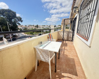 Resale - Apartment / Flat - Villamartín