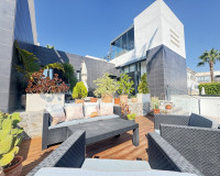 Resale - Apartment / Flat - Villamartín