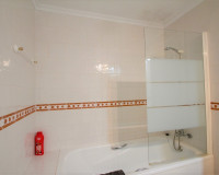 Resale - Apartment / Flat - Villamartín