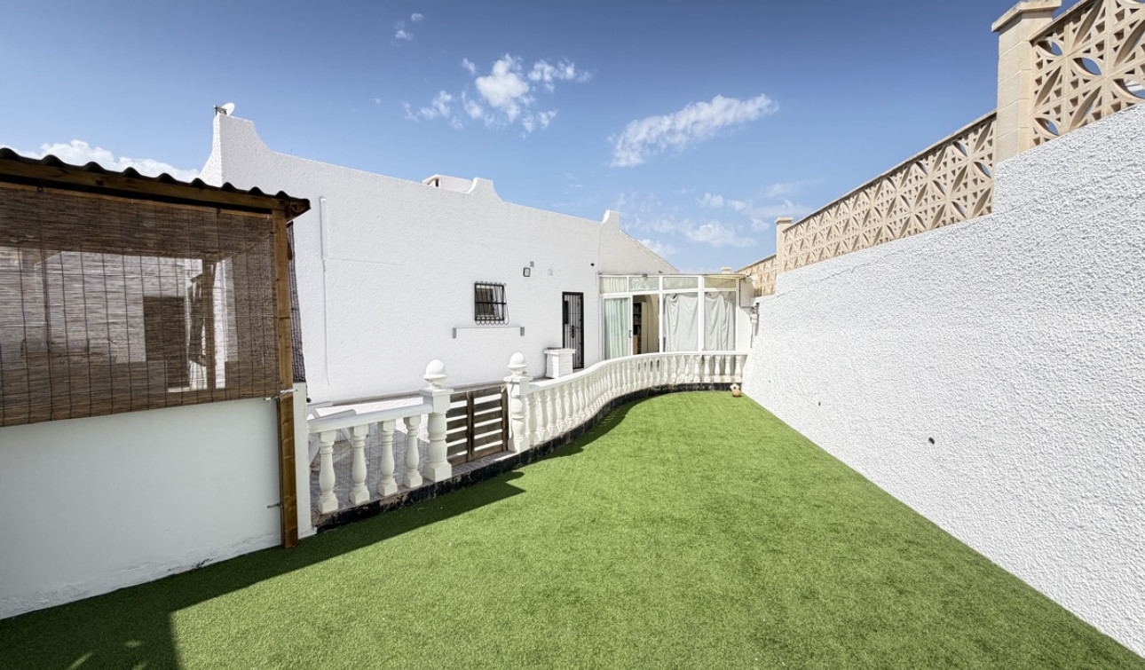 Resale - Apartment / Flat - Villamartín