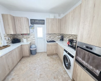 Resale - Apartment / Flat - Villamartín