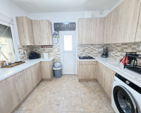 Resale - Apartment / Flat - Villamartín