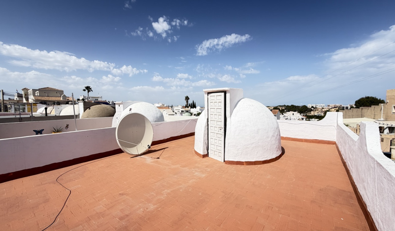 Resale - Apartment / Flat - Villamartín