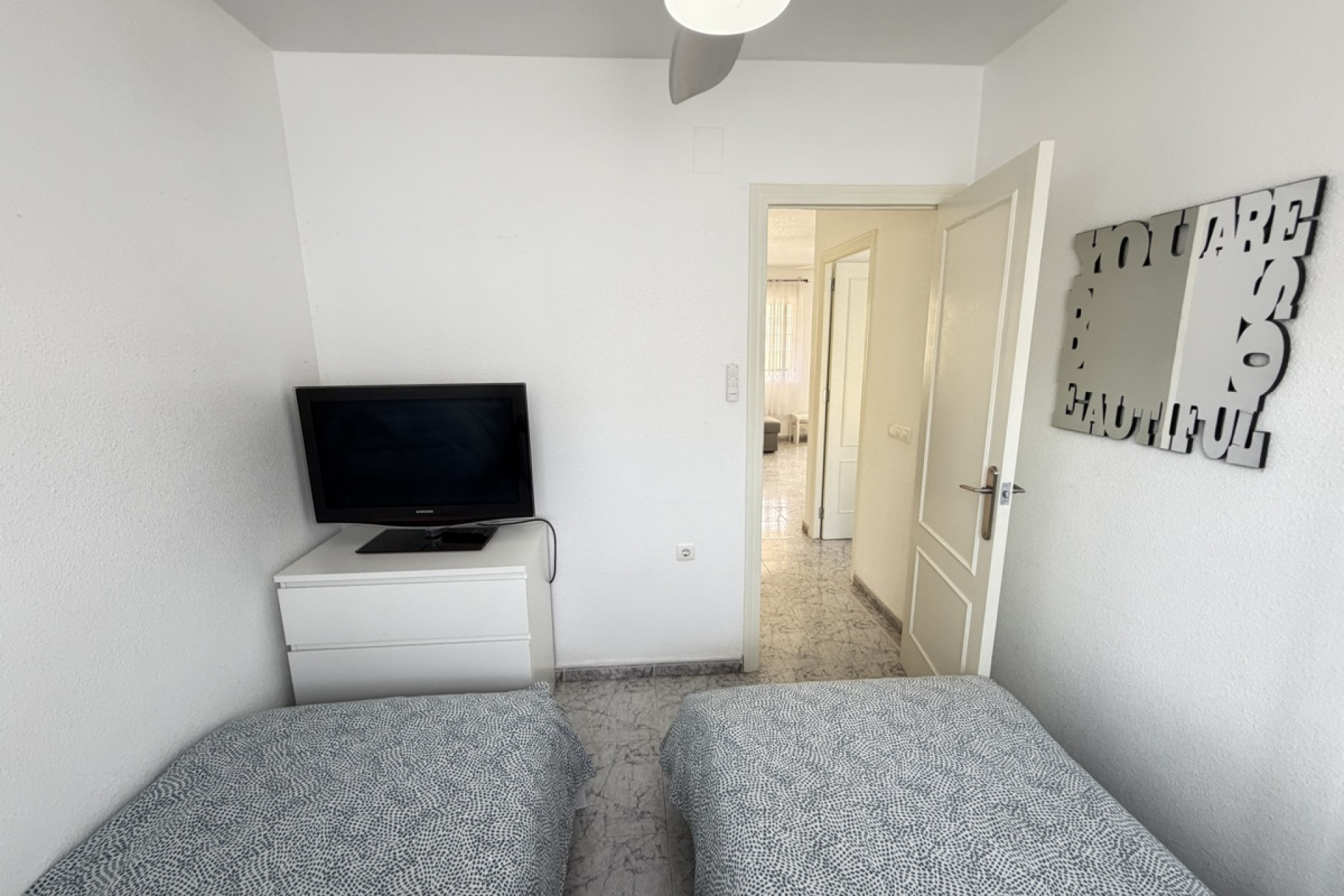 Resale - Apartment / Flat - Villamartín