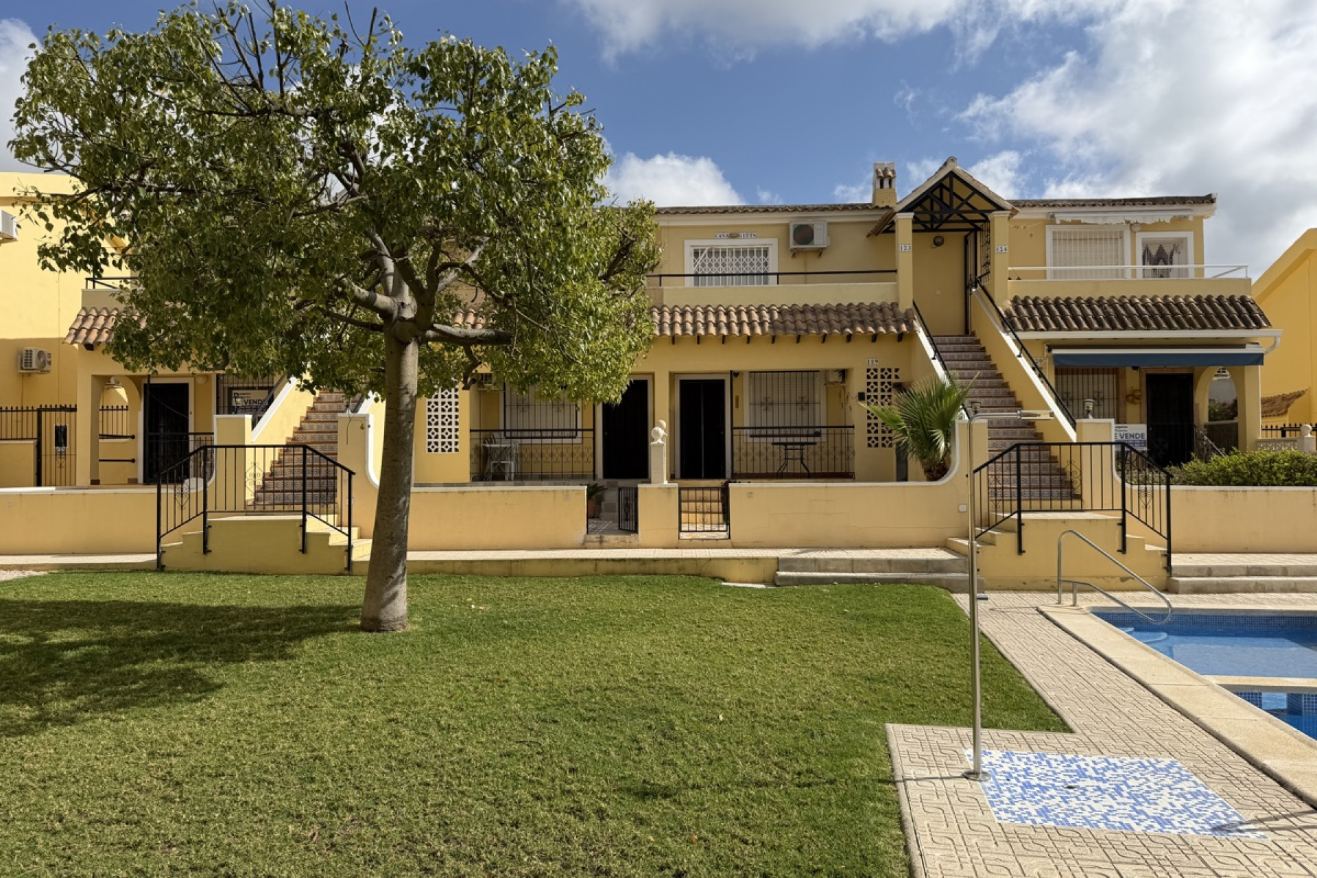 Resale - Apartment / Flat - Villamartín