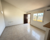 Resale - Apartment / Flat - Villamartín