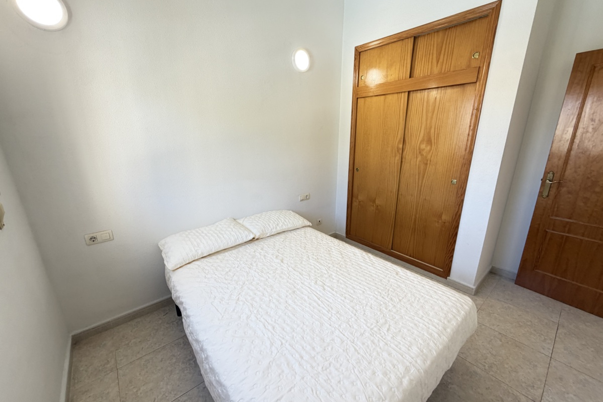 Resale - Apartment / Flat - Villamartín