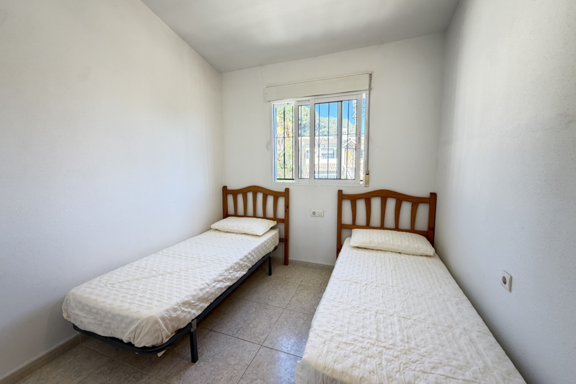 Resale - Apartment / Flat - Villamartín