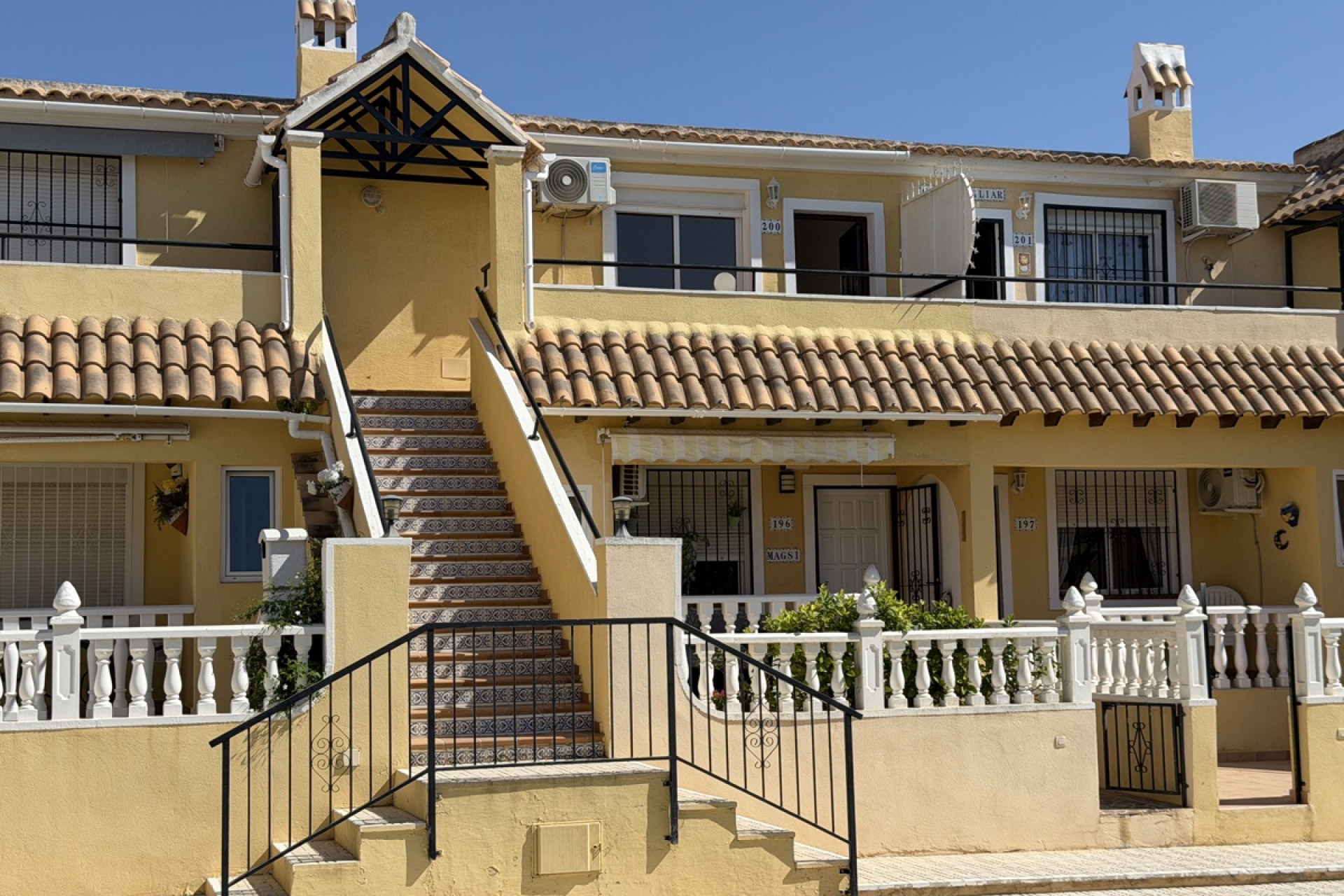 Resale - Apartment / Flat - Villamartín