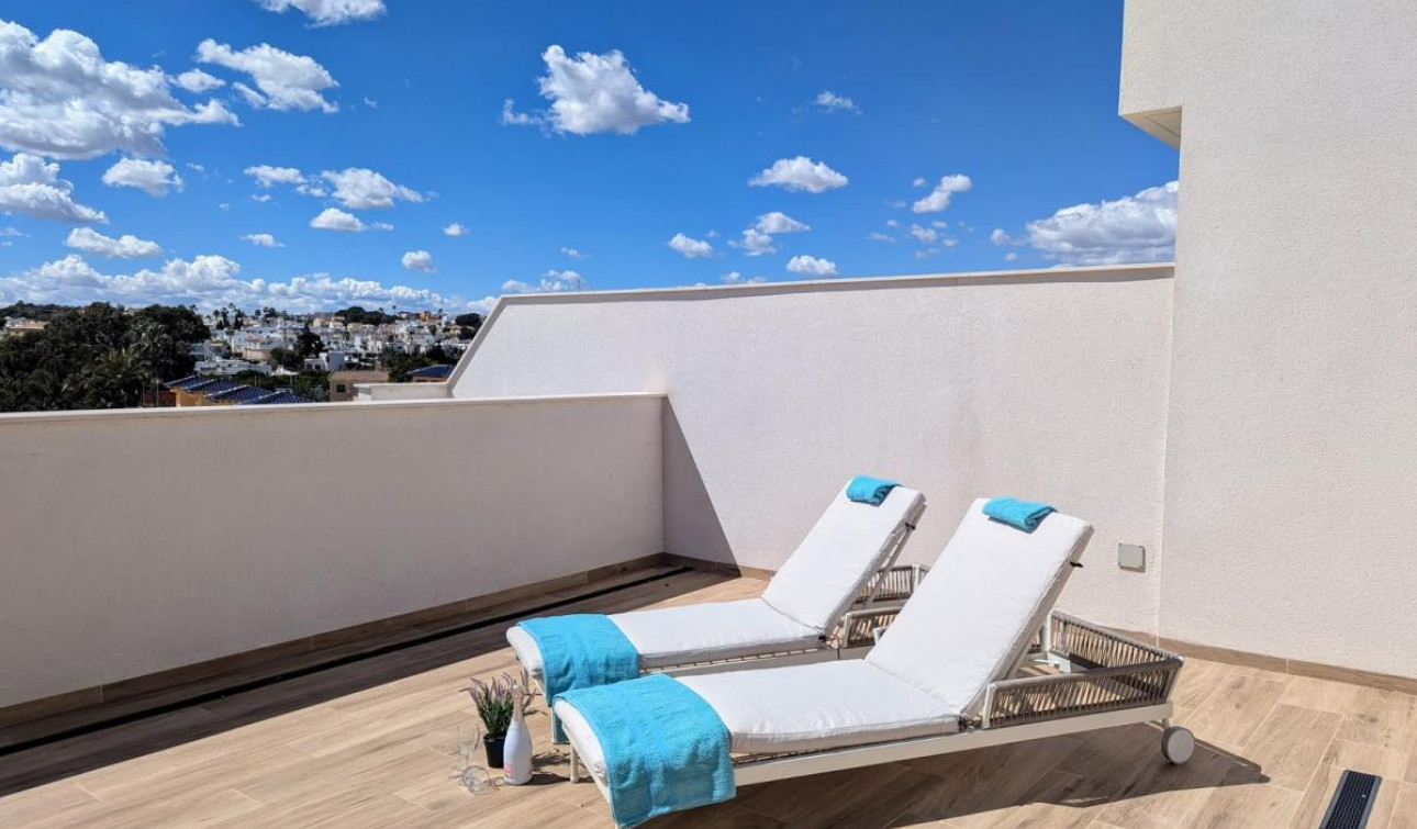 Resale - Apartment / Flat - Villamartín