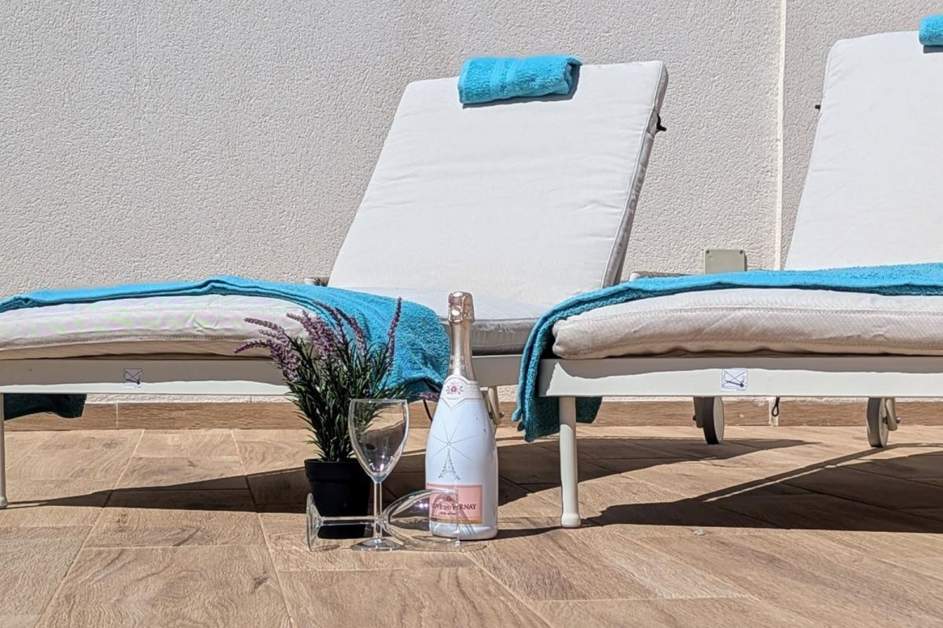 Resale - Apartment / Flat - Villamartín