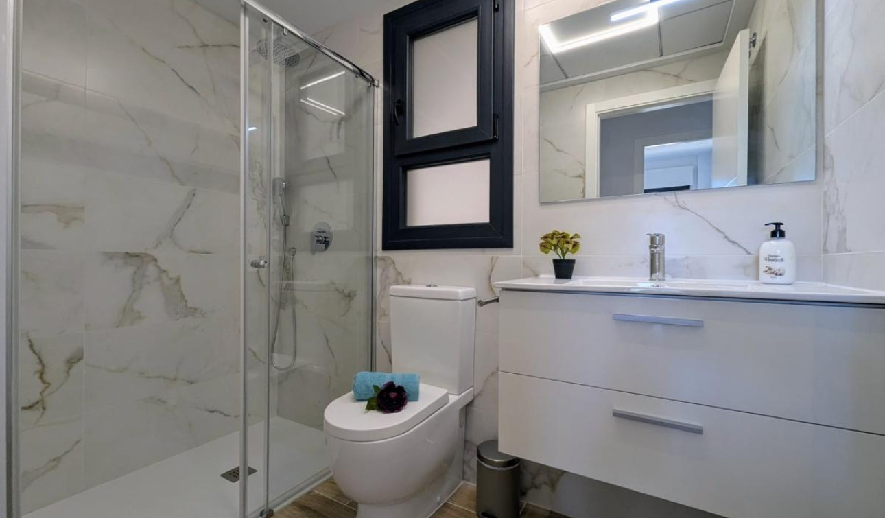 Resale - Apartment / Flat - Villamartín
