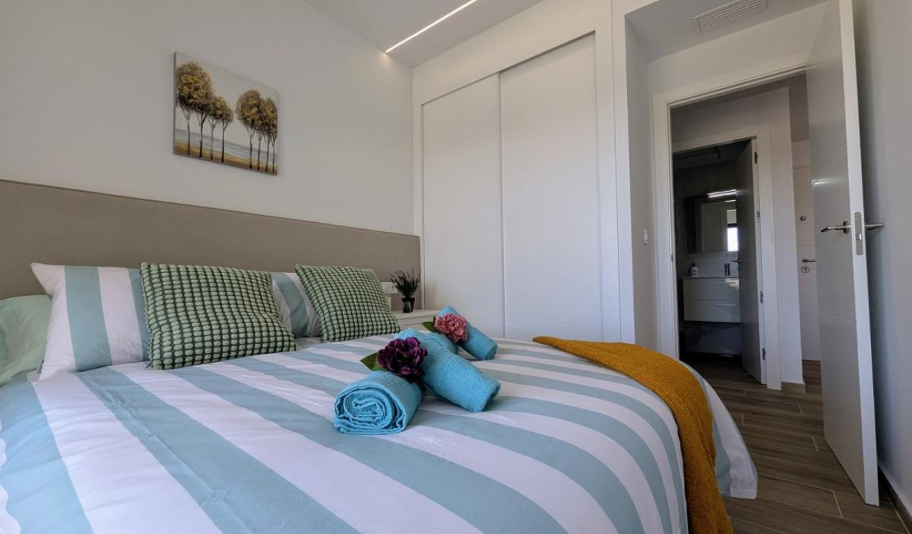 Resale - Apartment / Flat - Villamartín