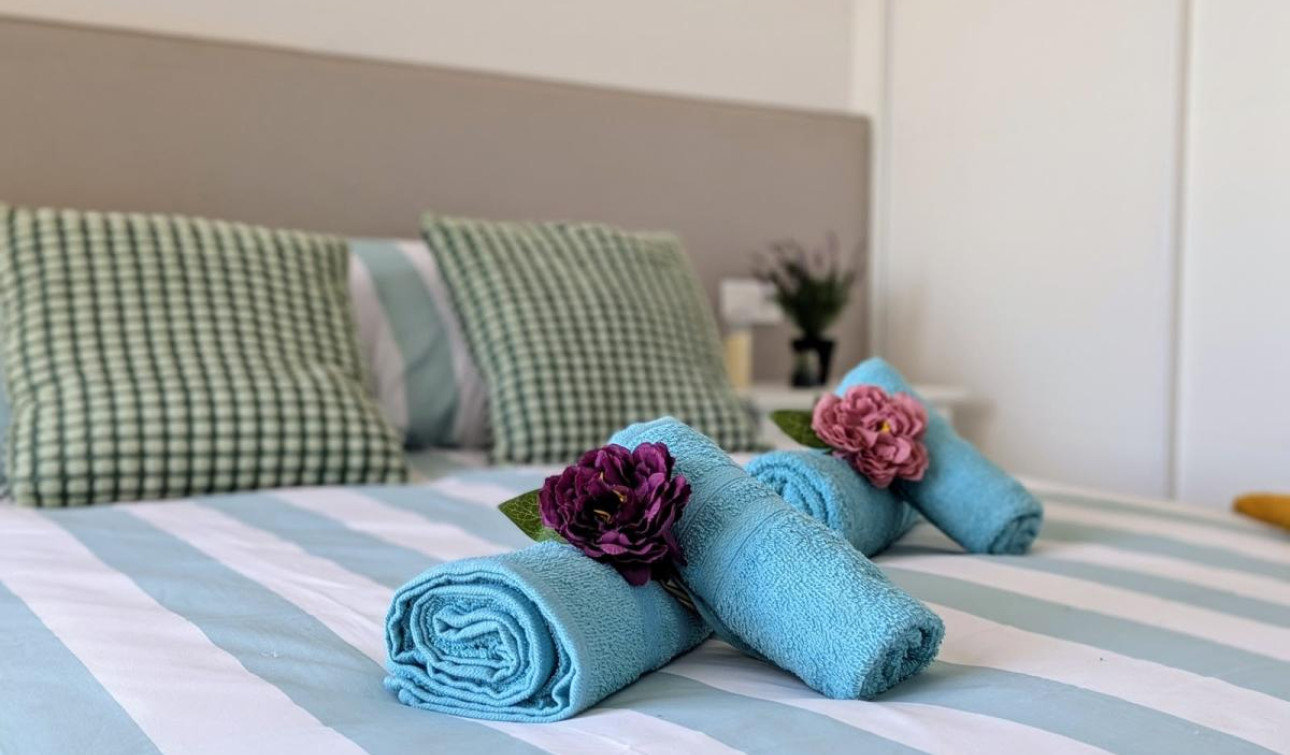 Resale - Apartment / Flat - Villamartín