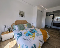 Resale - Apartment / Flat - Villamartín