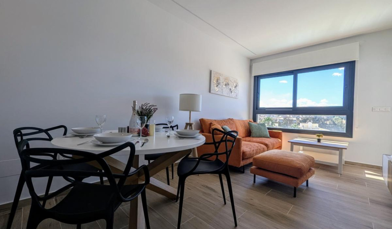 Resale - Apartment / Flat - Villamartín