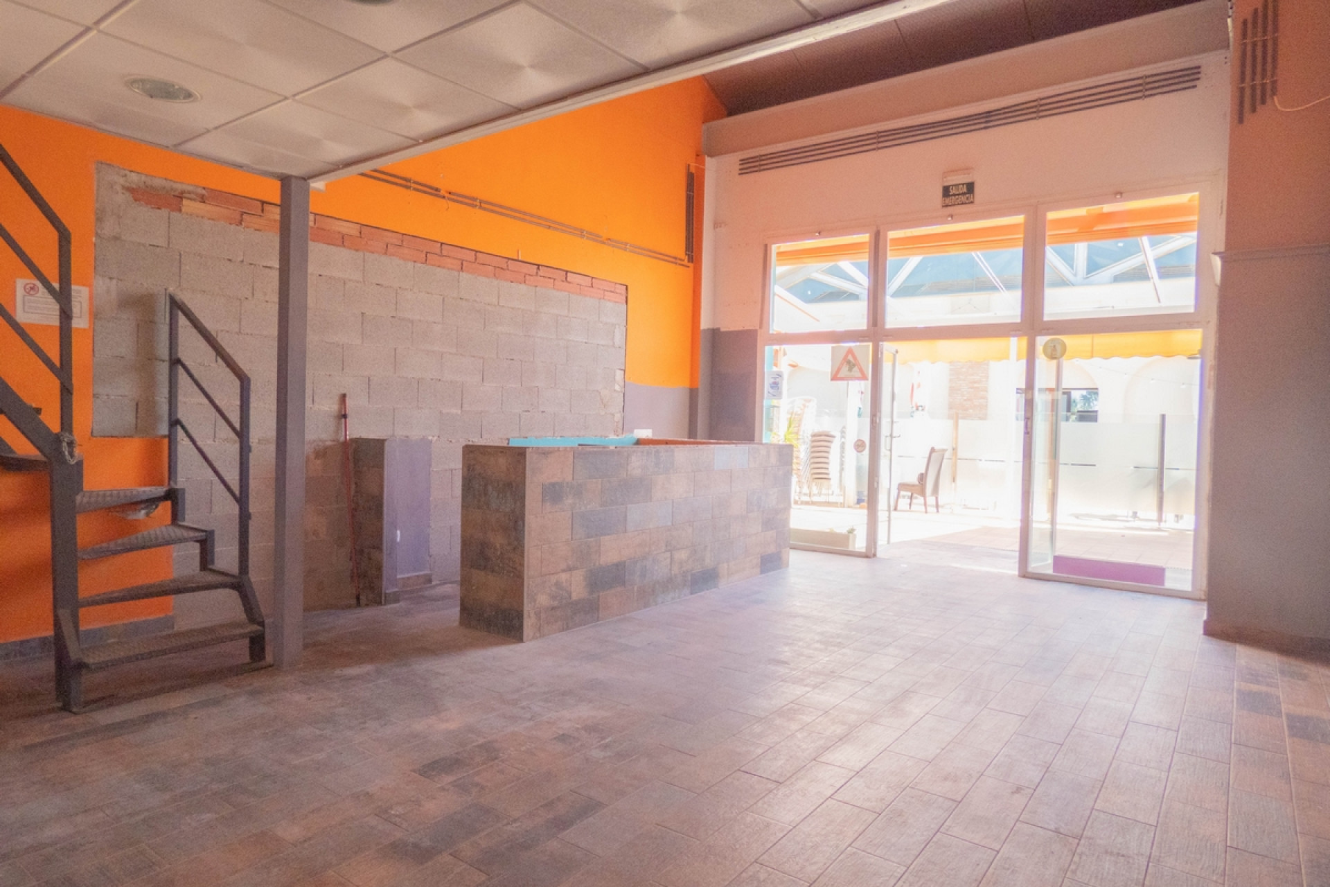 Resale - Commercial Unit - Algorfa - La Finca Golf - Algorfa