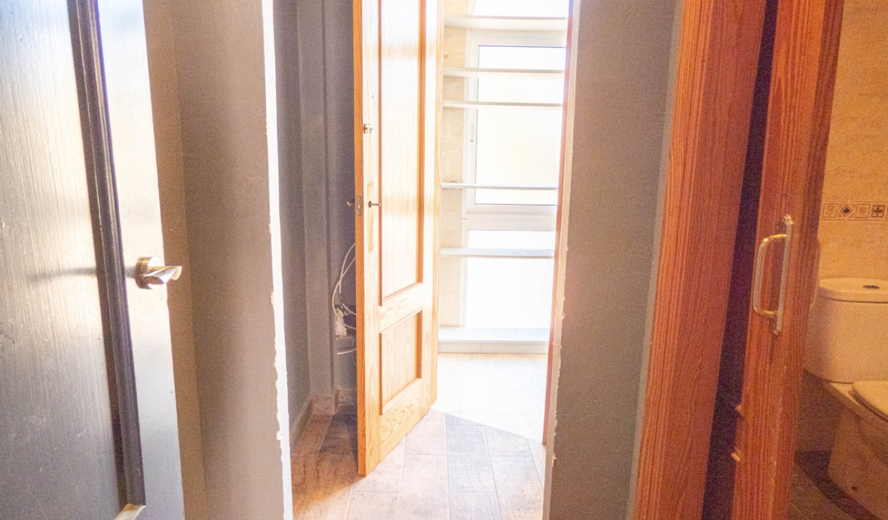 Resale - Commercial Unit - Algorfa - La Finca Golf - Algorfa