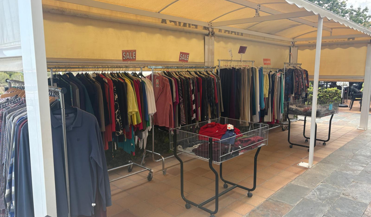 Resale - Commercial Unit - Algorfa - La Finca Golf