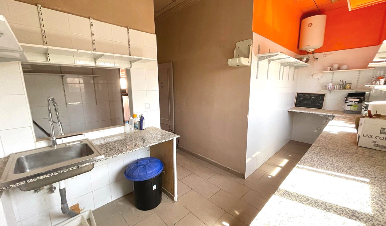 Resale - Commercial Unit - Algorfa - La Finca Golf