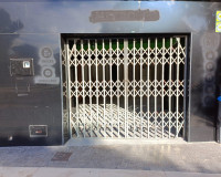 Resale - Commercial Unit - Benferri - PLAZA DE LA CONSTITUCION