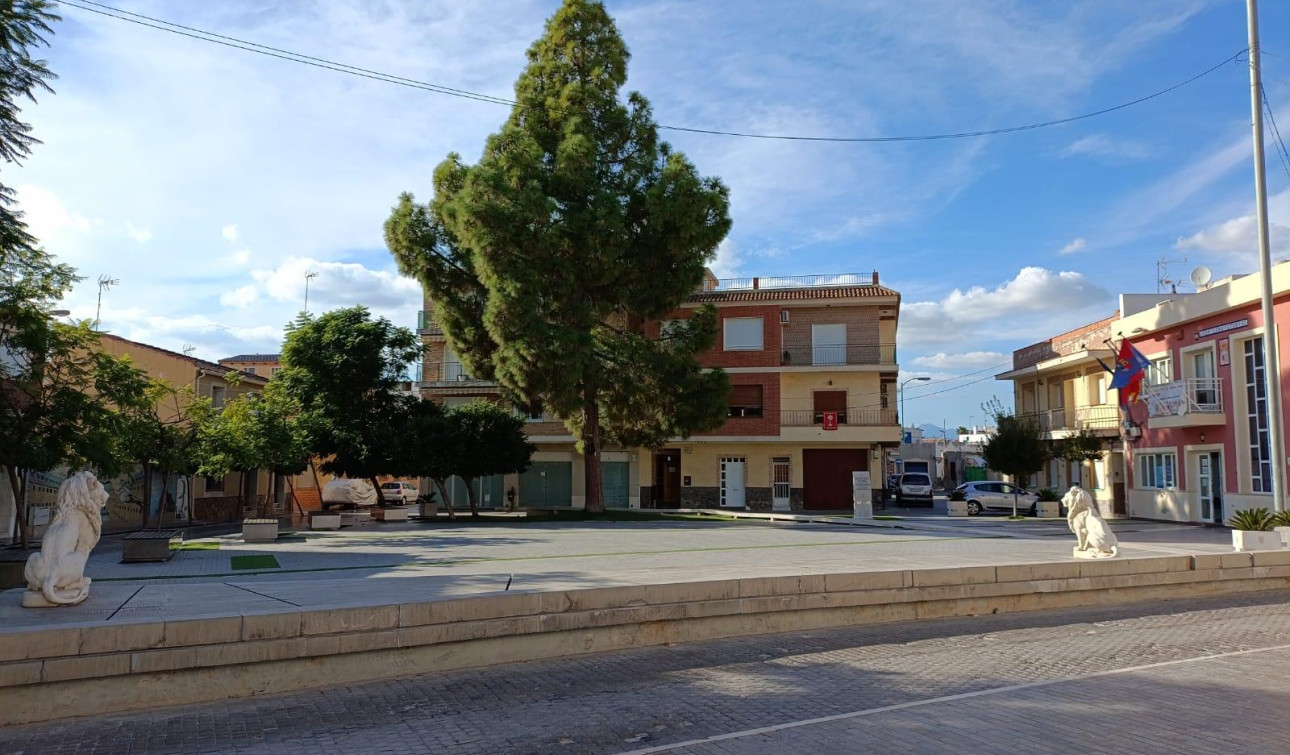 Resale - Commercial Unit - Benferri - PLAZA DE LA CONSTITUCION
