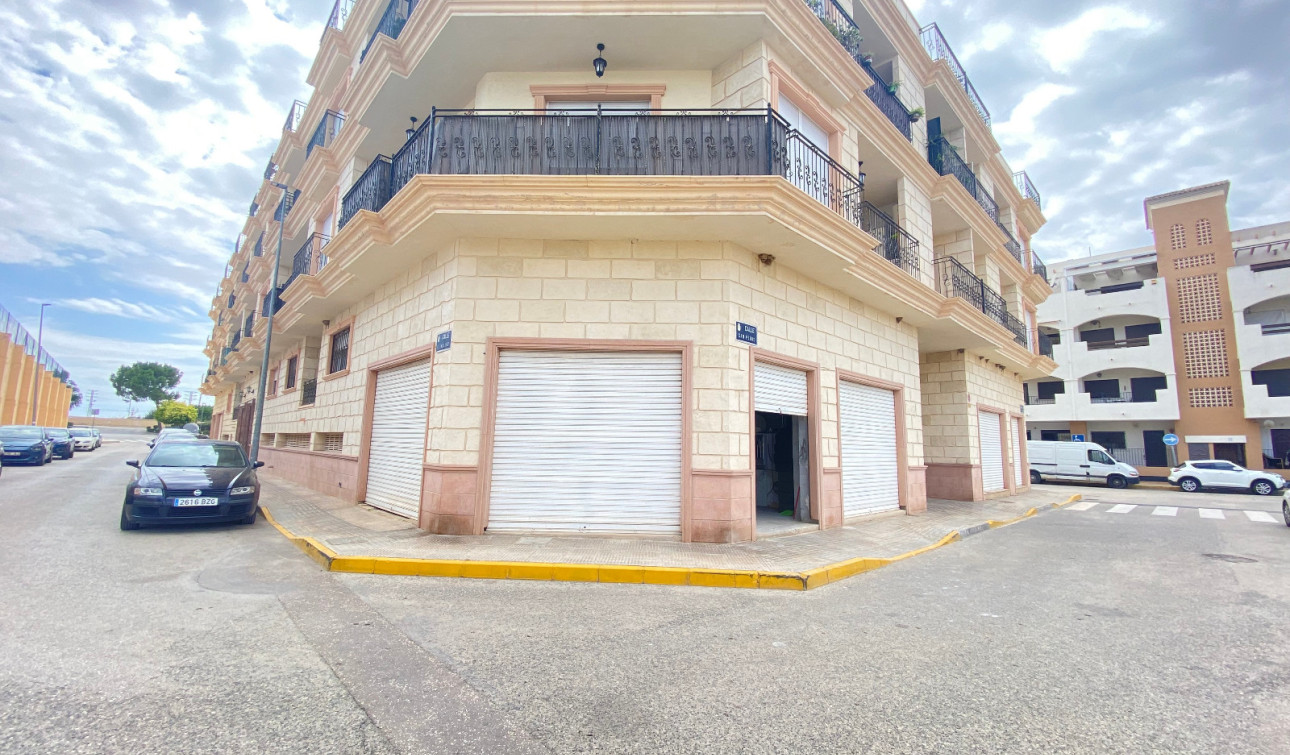Resale - Commercial Unit - Formentera del Segura - Formentera de Segura