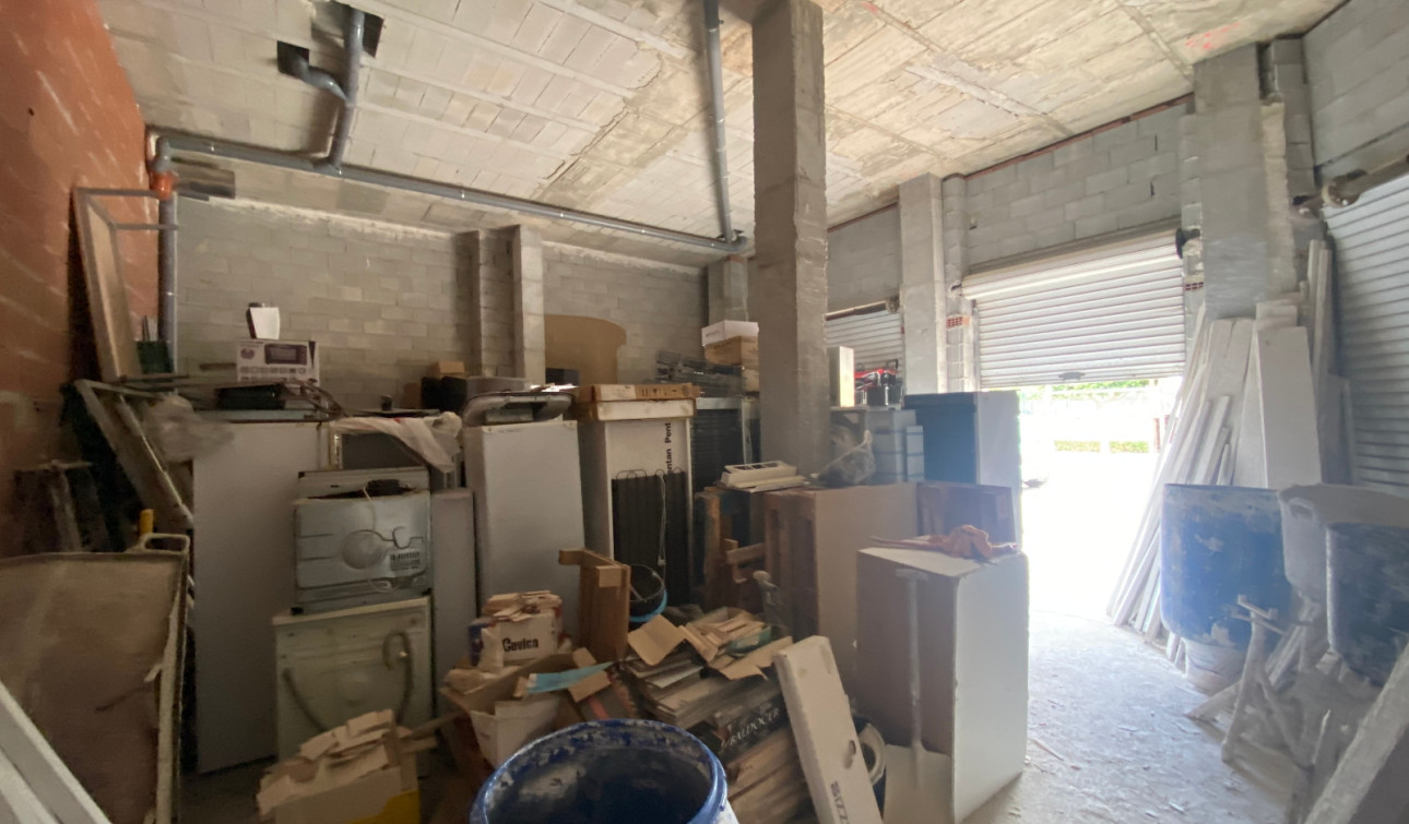 Resale - Commercial Unit - Formentera del Segura - Formentera de Segura