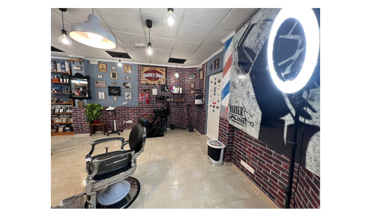 Resale - Commercial Unit - Guardamar del Segura - Guardamar