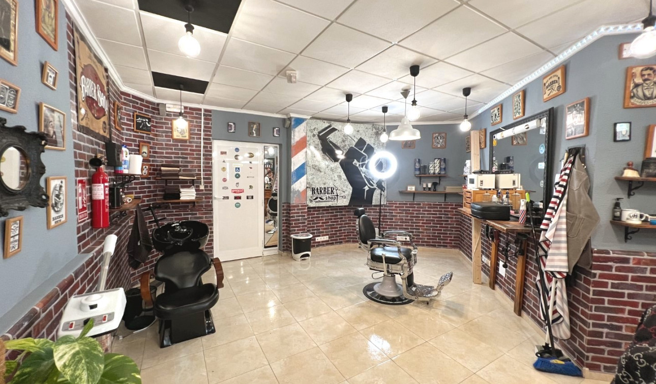 Resale - Commercial Unit - Guardamar del Segura