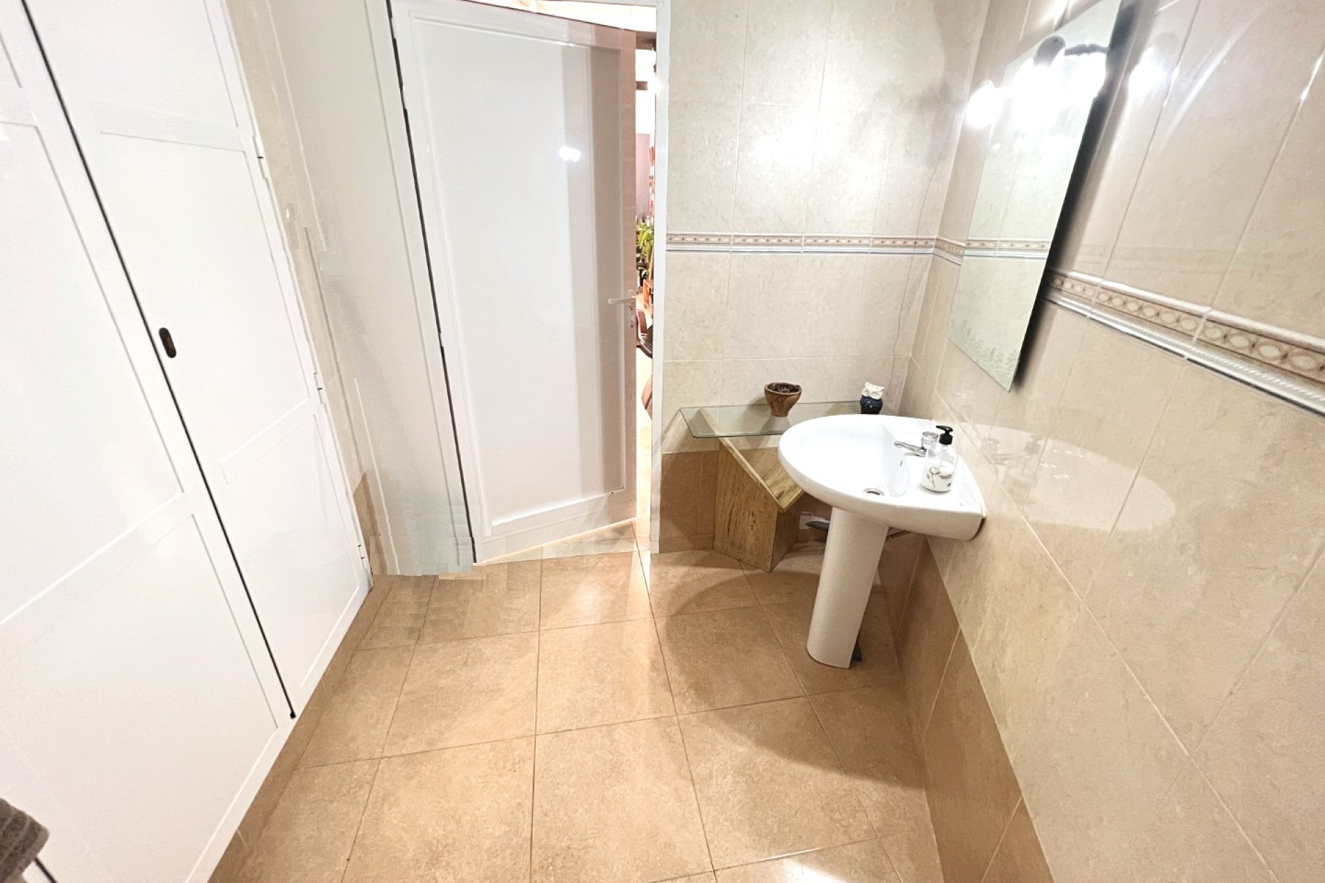 Resale - Commercial Unit - Guardamar del Segura