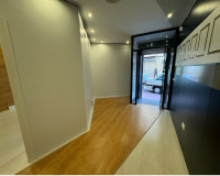 Resale - Commercial Unit - Guardamar del Segura