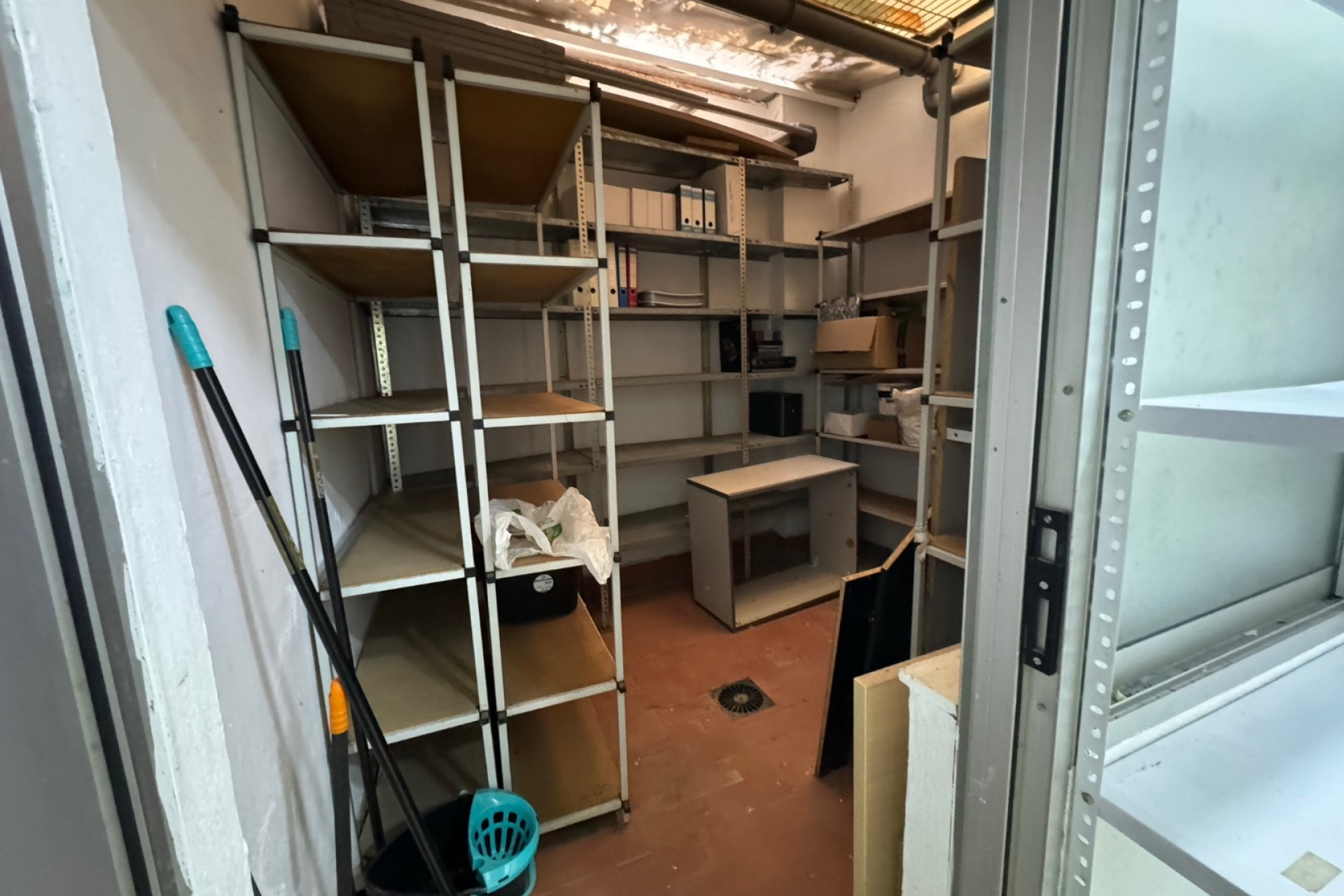 Resale - Commercial Unit - Guardamar del Segura