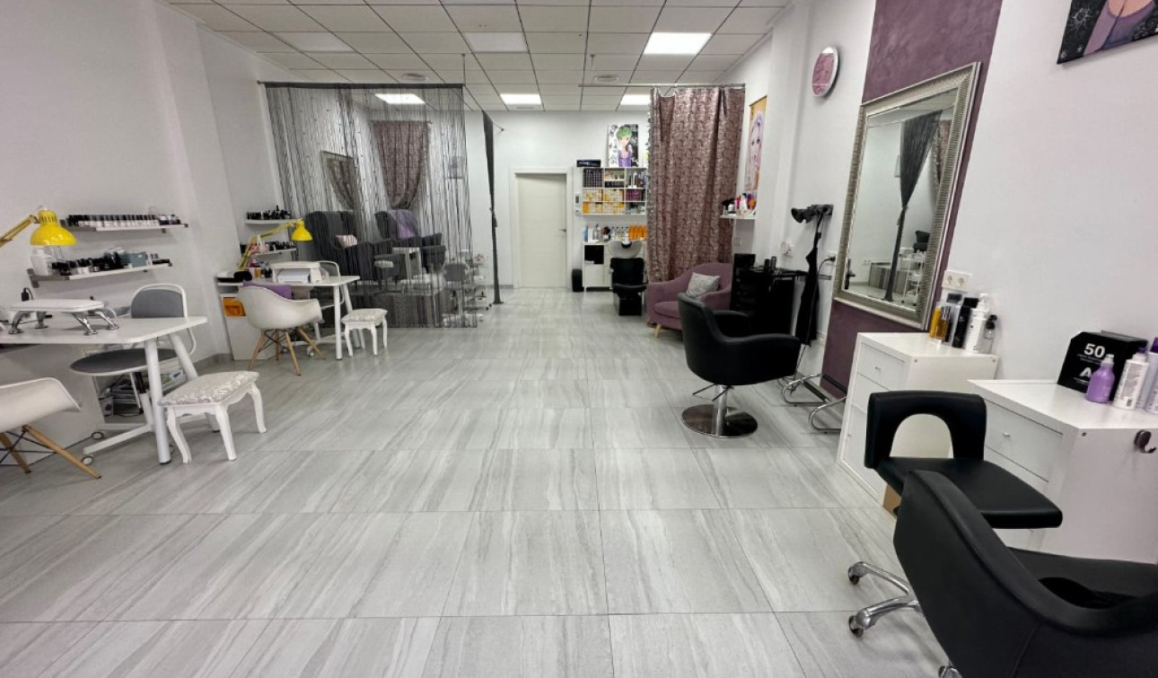 Resale - Commercial Unit - La Zenia