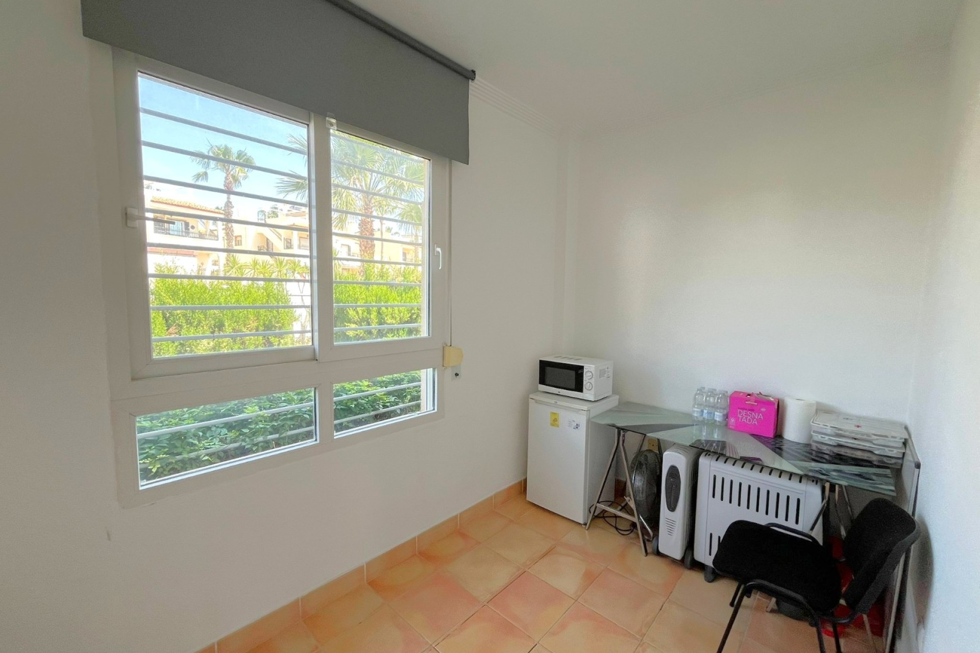 Resale - Commercial Unit - Orihuela Costa - Playa Flamenca