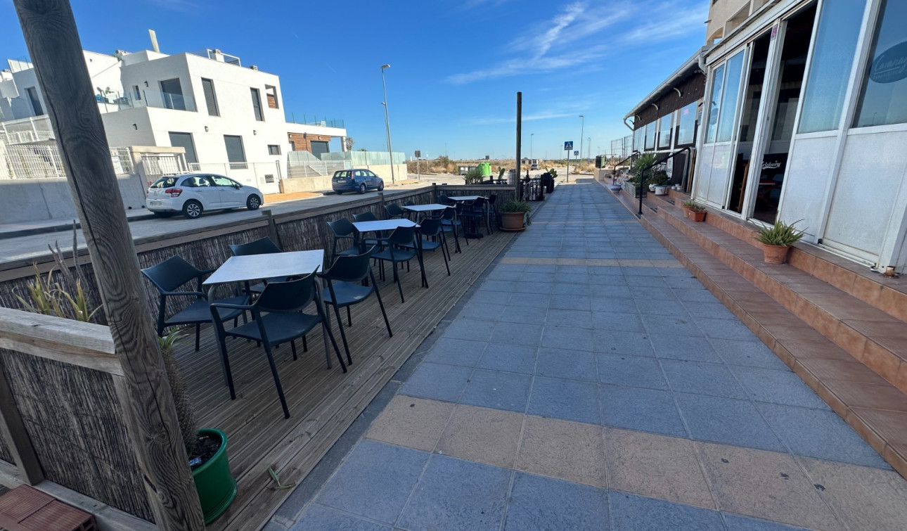 Resale - Commercial Unit - Orihuela - Entre Naranjos