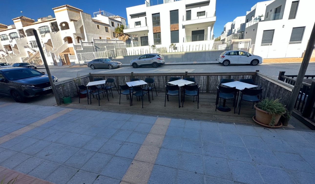 Resale - Commercial Unit - Orihuela - Entre Naranjos