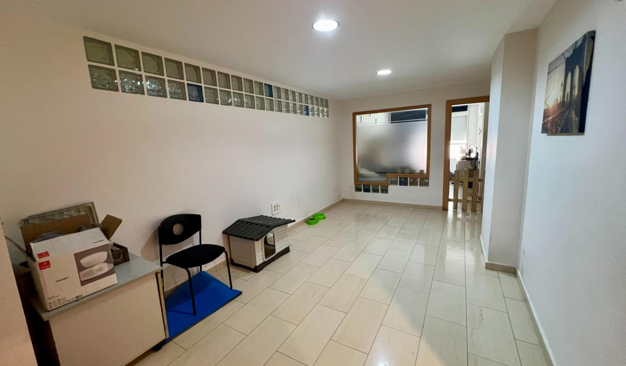 Resale - Commercial Unit - Orihuela - Zona Centro