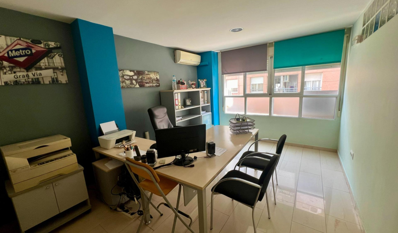 Resale - Commercial Unit - Orihuela - Zona Centro