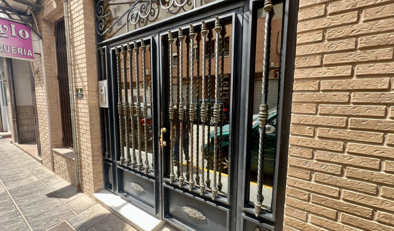 Resale - Commercial Unit - Orihuela - Zona Centro