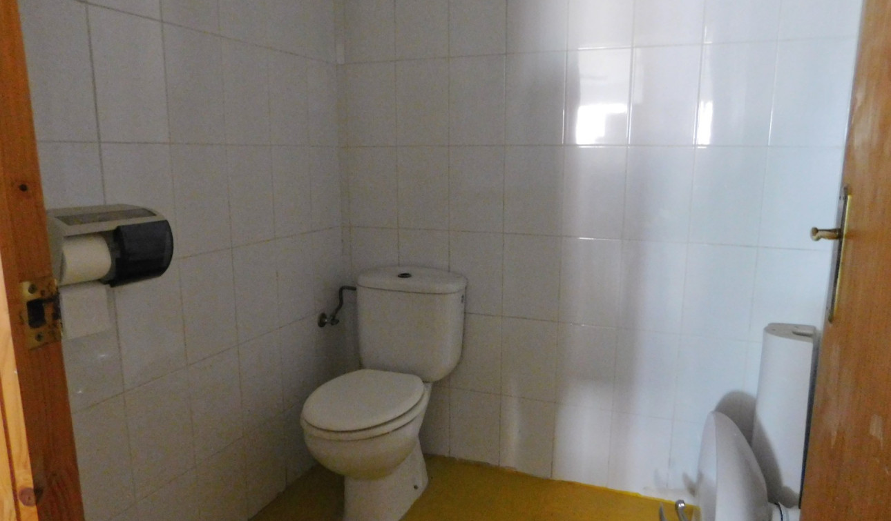 Resale - Commercial Unit - San Miguel de Salinas